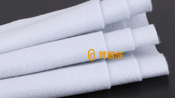 異地采購針刺棉，用視頻記錄現場操作